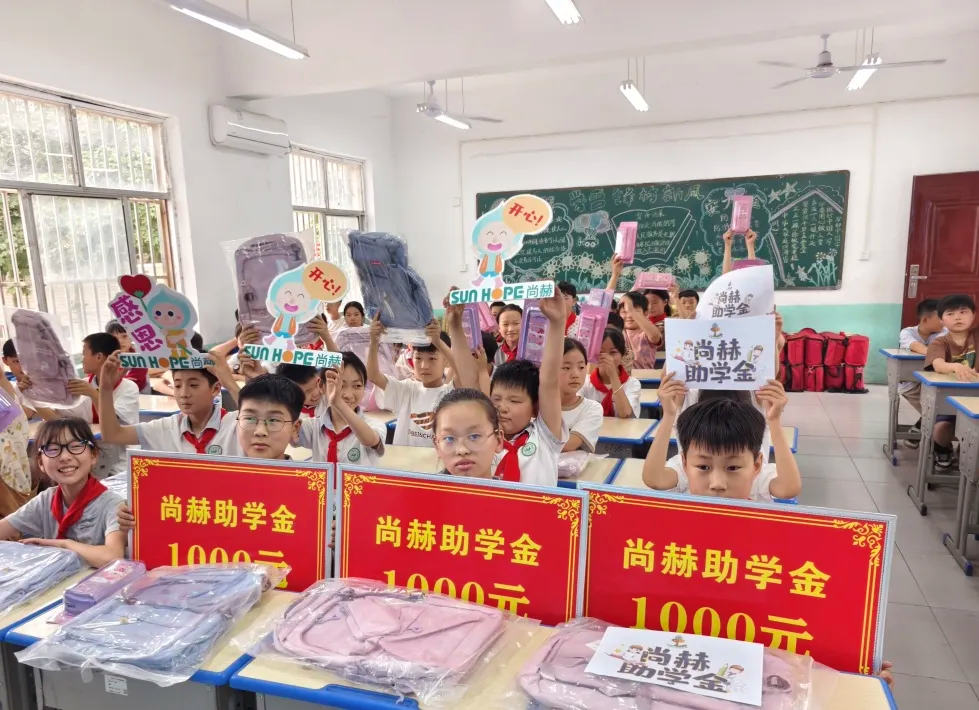 权威媒体3·15特别报道丨安博在线_安博在线(中国)：创新领航健康消费，责任铸就行业典范